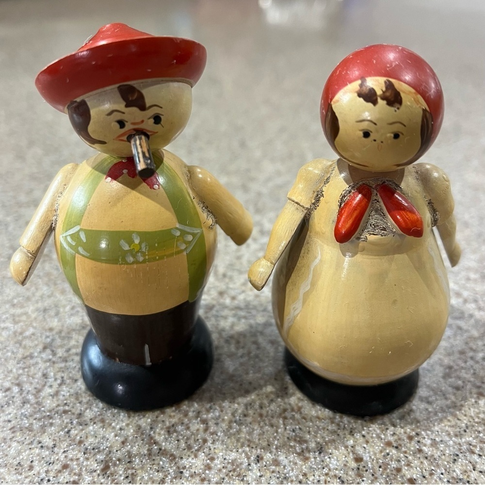 Vintage Salt Shakers Painted Wood Bobble Heads 3.5” Man & Woman Set Collectible